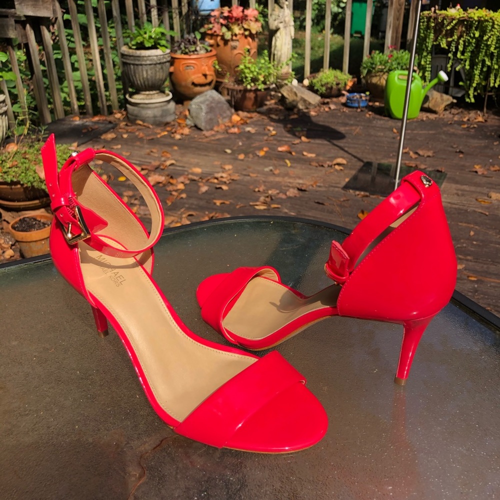 NWT Michael Kors heels